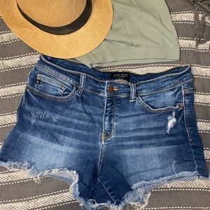 Judy Blue 3” shorts